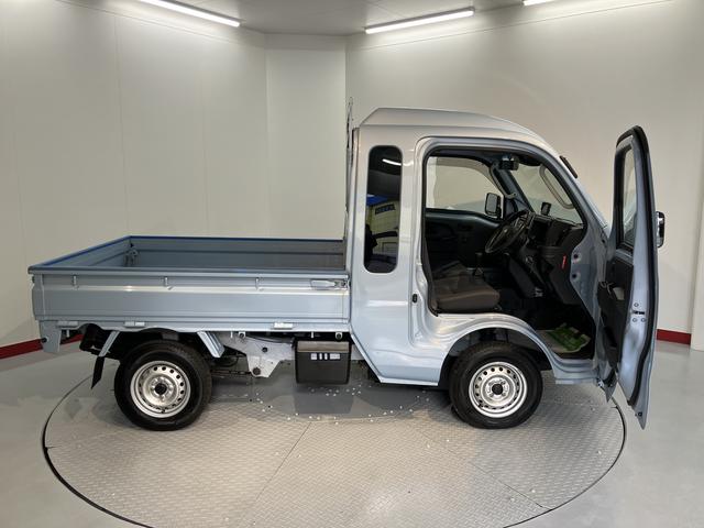 ハイゼットトラックジャンボＳＡIIIｔ４ＷＤ　ＭＴ車　ＬＥＤヘッドライト　フロントフォグランプ　作業灯　純正ＣＤデッキ　ＣＤ　ＡＵＸ　ＡＭ　ＦＭ（愛媛県）の中古車