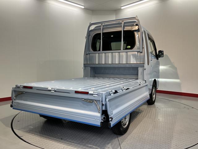 ハイゼットトラックジャンボＳＡIIIｔ４ＷＤ　ＭＴ車　ＬＥＤヘッドライト　フロントフォグランプ　作業灯　純正ＣＤデッキ　ＣＤ　ＡＵＸ　ＡＭ　ＦＭ（愛媛県）の中古車