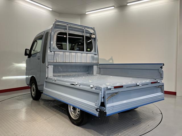 ハイゼットトラックジャンボＳＡIIIｔ４ＷＤ　ＭＴ車　ＬＥＤヘッドライト　フロントフォグランプ　作業灯　純正ＣＤデッキ　ＣＤ　ＡＵＸ　ＡＭ　ＦＭ（愛媛県）の中古車