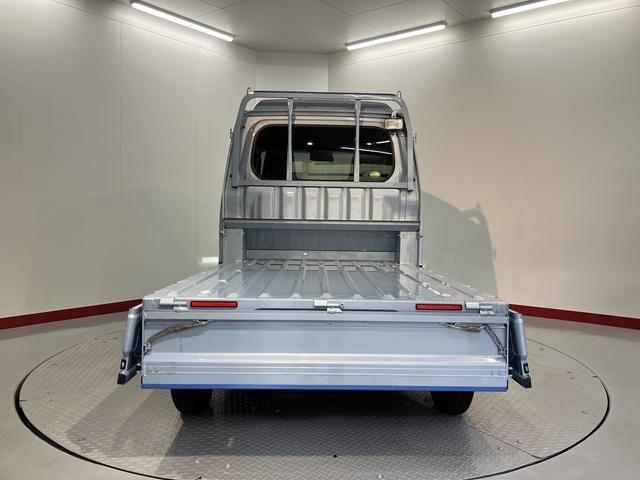 ハイゼットトラックジャンボＳＡIIIｔ４ＷＤ　ＭＴ車　ＬＥＤヘッドライト　フロントフォグランプ　作業灯　純正ＣＤデッキ　ＣＤ　ＡＵＸ　ＡＭ　ＦＭ（愛媛県）の中古車