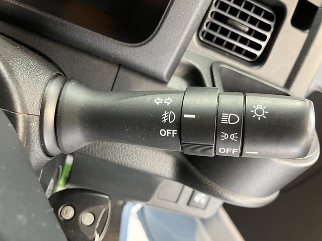 ハイゼットトラックジャンボＳＡIIIｔ４ＷＤ　ＭＴ車　ＬＥＤヘッドライト　フロントフォグランプ　作業灯　純正ＣＤデッキ　ＣＤ　ＡＵＸ　ＡＭ　ＦＭ（愛媛県）の中古車