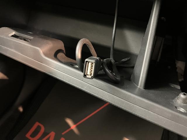 ムーヴカスタム X社外ナビ フルセグTV CD DVD USB Bluetooth ETC オートライト LEDヘッドライト プッシュスタート アイドリングストップ ベンチシート 電動格納ドアミラー キーフリーシステム(愛媛県)の中古車