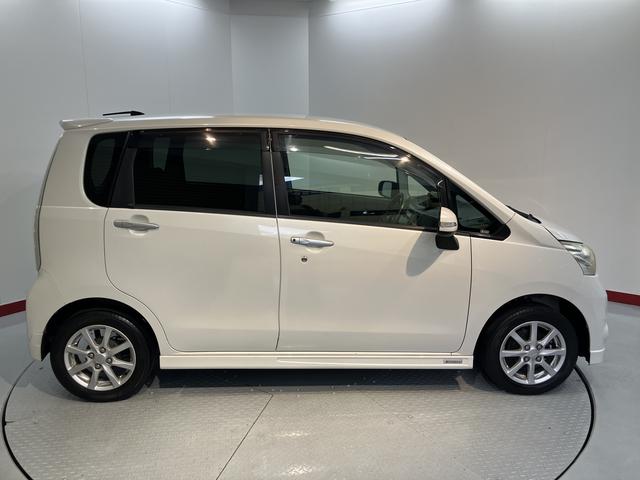 ムーヴカスタム XCDステレオ ETC車載器 オートエアコン ディスチャージヘッドライト フォグランプ プッシュスタート ベンチシート アルミホイール 電動格納ドアミラー(愛媛県)の中古車