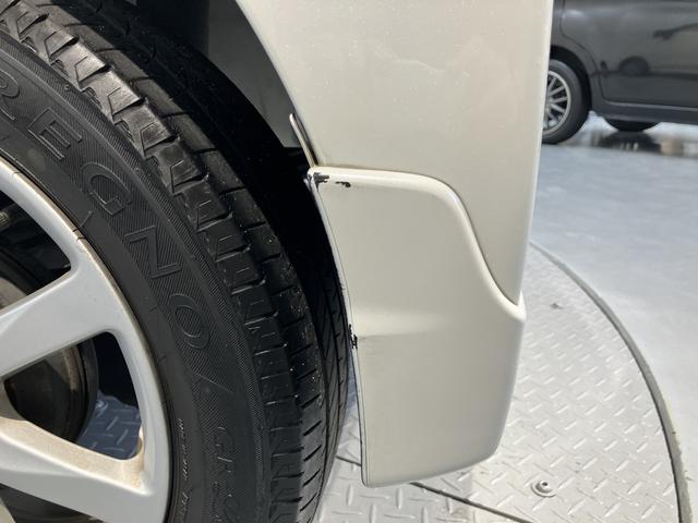 ムーヴカスタム XCDステレオ ETC車載器 オートエアコン ディスチャージヘッドライト フォグランプ プッシュスタート ベンチシート アルミホイール 電動格納ドアミラー(愛媛県)の中古車