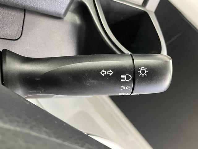 ハイゼットトラックスタンダードＳＡIIIｔ４ＷＤ　５速ＭＴ車　パワステ　ＡＢＳ　エアコン　ドライブレコーダー　ラジオ（愛媛県）の中古車