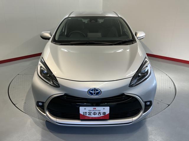 アクアＺ純正ナビ　パノラマモニター　ＣＤ　ＤＶＤ　ＥＴＣ　オートライト　ＬＥＤヘッドライト　クルーズコントロール　プッシュスタート　障害物センサー　電動格納ドアミラー　キーフリーシステム（愛媛県）の中古車