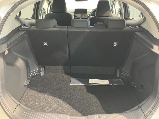 アクアＺ純正ナビ　パノラマモニター　ＣＤ　ＤＶＤ　ＥＴＣ　オートライト　ＬＥＤヘッドライト　クルーズコントロール　プッシュスタート　障害物センサー　電動格納ドアミラー　キーフリーシステム（愛媛県）の中古車