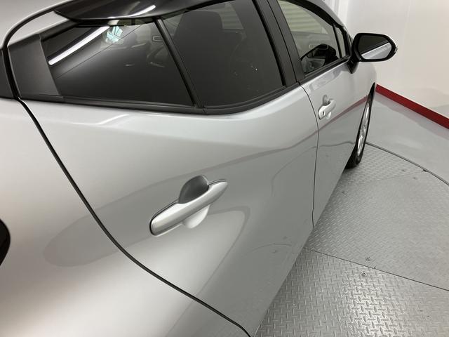 アクアＺ純正ナビ　パノラマモニター　ＣＤ　ＤＶＤ　ＥＴＣ　オートライト　ＬＥＤヘッドライト　クルーズコントロール　プッシュスタート　障害物センサー　電動格納ドアミラー　キーフリーシステム（愛媛県）の中古車