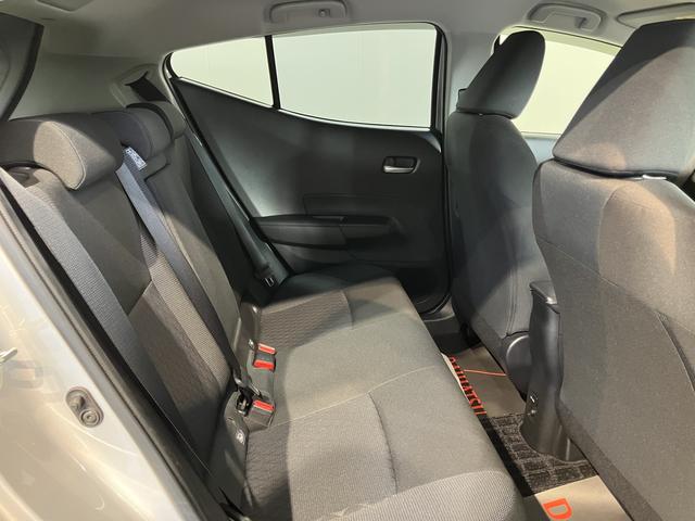 アクアＺ純正ナビ　パノラマモニター　ＣＤ　ＤＶＤ　ＥＴＣ　オートライト　ＬＥＤヘッドライト　クルーズコントロール　プッシュスタート　障害物センサー　電動格納ドアミラー　キーフリーシステム（愛媛県）の中古車