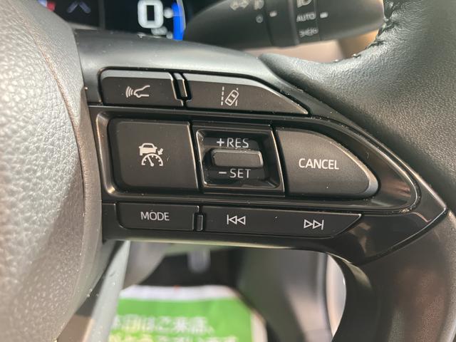 アクアＺ純正ナビ　パノラマモニター　ＣＤ　ＤＶＤ　ＥＴＣ　オートライト　ＬＥＤヘッドライト　クルーズコントロール　プッシュスタート　障害物センサー　電動格納ドアミラー　キーフリーシステム（愛媛県）の中古車