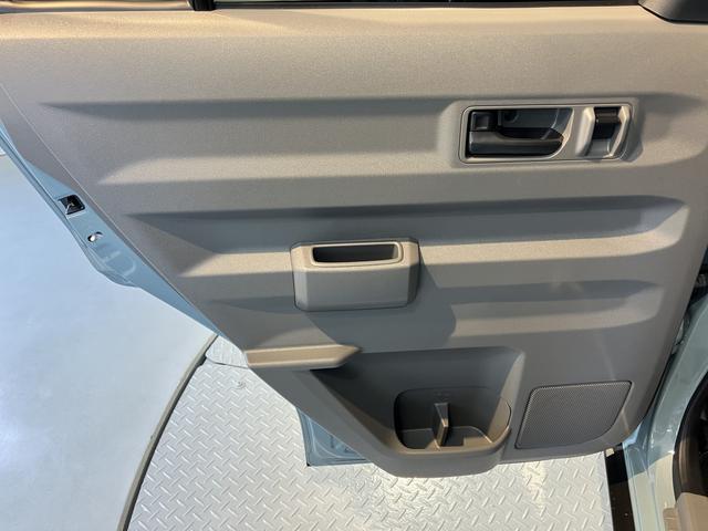 タフトGCD オートライト LEDヘッドライト 前席シートヒーター 電動パーキング プッシュスタート アイドリングストップ 障害物センサー 電動格納ドアミラー キーフリーシステム バックカメラ装着車(愛媛県)の中古車