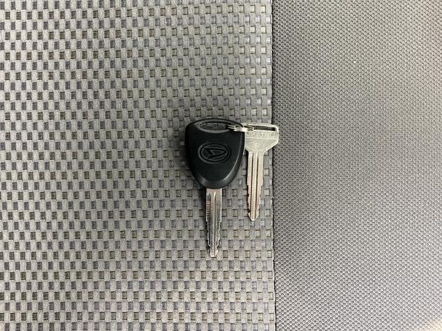 ミライースＬ２ＷＤ　ＣＶＴ車　社外ナビ　ワンセグＴＶ　ＣＤ　マニュアルエアコン　パワステ　パワーウィンドウ　キーレスエントリー　アイドリングストップ（愛媛県）の中古車