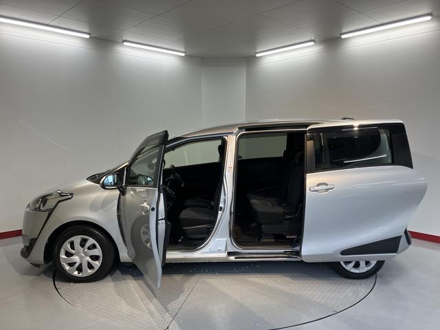 シエンタG純正ナビ バックモニター フルセグTV CD Bluetooth 後席モニター ETC 社外ドラレコ 両側電動スライドドア プッシュスタート アイドリングストップ 電動格納ドアミラー キーフリー(愛媛県)の中古車