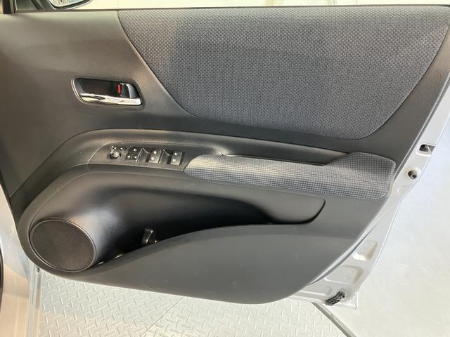 シエンタG純正ナビ バックモニター フルセグTV CD Bluetooth 後席モニター ETC 社外ドラレコ 両側電動スライドドア プッシュスタート アイドリングストップ 電動格納ドアミラー キーフリー(愛媛県)の中古車