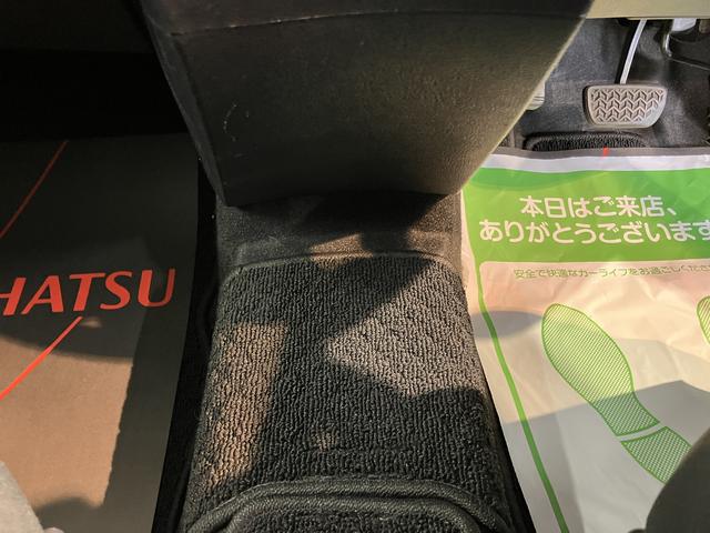 シエンタG純正ナビ バックモニター フルセグTV CD Bluetooth 後席モニター ETC 社外ドラレコ 両側電動スライドドア プッシュスタート アイドリングストップ 電動格納ドアミラー キーフリー(愛媛県)の中古車