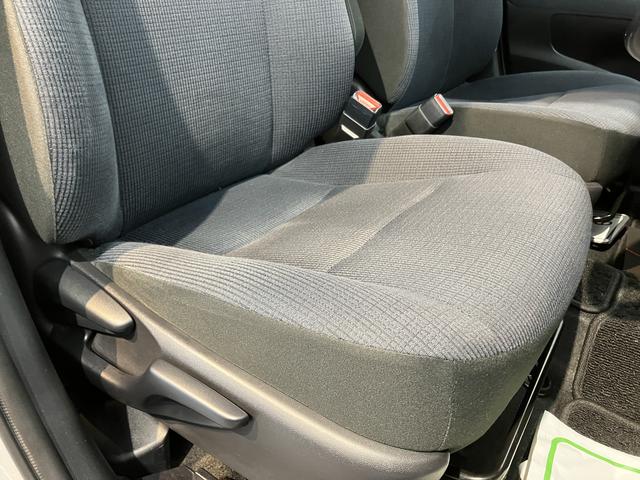 シエンタG純正ナビ バックモニター フルセグTV CD Bluetooth 後席モニター ETC 社外ドラレコ 両側電動スライドドア プッシュスタート アイドリングストップ 電動格納ドアミラー キーフリー(愛媛県)の中古車