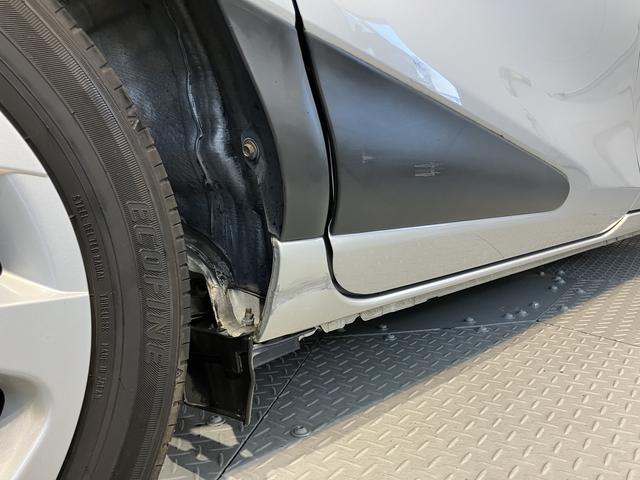 シエンタG純正ナビ バックモニター フルセグTV CD Bluetooth 後席モニター ETC 社外ドラレコ 両側電動スライドドア プッシュスタート アイドリングストップ 電動格納ドアミラー キーフリー(愛媛県)の中古車