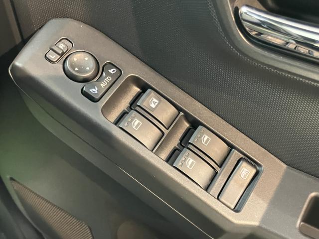 タフトG クロムベンチャー前席シートヒーター クルーズコントロール 障害物センサー プッシュスタート アイドリングストップ オートライト LEDヘッドライト 電動パーキング 電動格納ドアミラー キーフリーシステム(愛媛県)の中古車