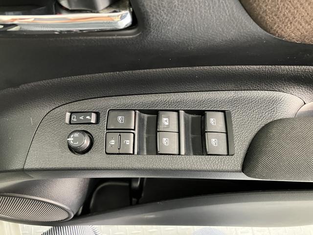 シエンタハイブリッドＧ　クエロ純正ナビバック　カメラ　地上デジタルＴＶ　ドライブレコーダー　両側電動スライドドア　クルーズコントロール　前席シートヒーター　ステアリングホイールヒーター　ＬＥＤヘッドライト　オートライト（愛媛県）の中古車