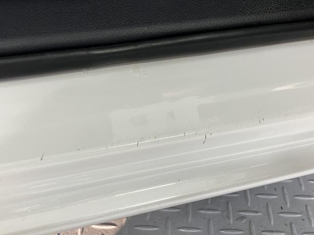 シエンタハイブリッドＧ　クエロ純正ナビバック　カメラ　地上デジタルＴＶ　ドライブレコーダー　両側電動スライドドア　クルーズコントロール　前席シートヒーター　ステアリングホイールヒーター　ＬＥＤヘッドライト　オートライト（愛媛県）の中古車