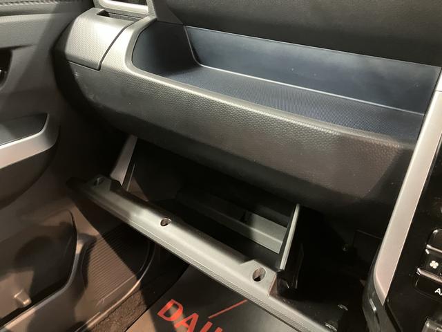 トールカスタムＧ　ターボ２ＷＤ　プッシュスタート　運転席・助手席シートヒーター　電動パーキングブレーキ　両側電動スライドドア　アイドリングストップ　オートライト　ＬＥＤヘッドライト　フロントフォグランプ　純正メモリーナビ（愛媛県）の中古車