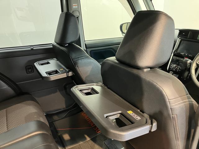 トールカスタムＧ　ターボ２ＷＤ　プッシュスタート　運転席・助手席シートヒーター　電動パーキングブレーキ　両側電動スライドドア　アイドリングストップ　オートライト　ＬＥＤヘッドライト　フロントフォグランプ　純正メモリーナビ（愛媛県）の中古車