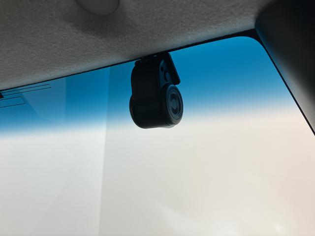 トールカスタムＧ　ターボ２ＷＤ　プッシュスタート　運転席・助手席シートヒーター　電動パーキングブレーキ　両側電動スライドドア　アイドリングストップ　オートライト　ＬＥＤヘッドライト　フロントフォグランプ　純正メモリーナビ（愛媛県）の中古車