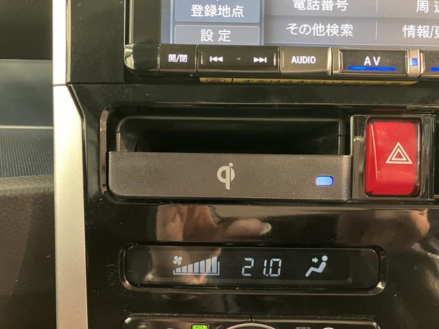 トールカスタムＧ　ターボ２ＷＤ　プッシュスタート　運転席・助手席シートヒーター　電動パーキングブレーキ　両側電動スライドドア　アイドリングストップ　オートライト　ＬＥＤヘッドライト　フロントフォグランプ　純正メモリーナビ（愛媛県）の中古車