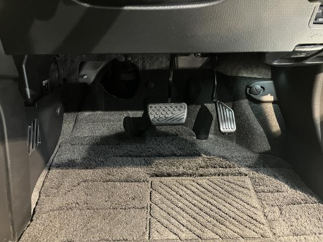 トールカスタムＧ　ターボ２ＷＤ　プッシュスタート　運転席・助手席シートヒーター　電動パーキングブレーキ　両側電動スライドドア　アイドリングストップ　オートライト　ＬＥＤヘッドライト　フロントフォグランプ　純正メモリーナビ（愛媛県）の中古車