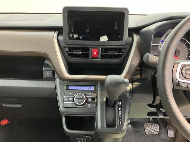 ムーヴＸ２ＷＤ　プッシュスタート　片側電動スライドドア　コーナーセンサー　　アイドリングストップ　オートライト　ＬＥＤヘッドライト　ベンチシート　オートエアコン　オーディオレス　バックカメラ（愛媛県）の中古車