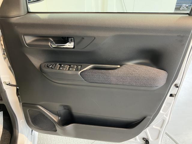 ムーヴＲＳ２ＷＤ　プッシュスタート　両側電動スライドドア　コーナーセンサー　アイドリングストップ　オートライト　ＬＥＤヘッドライト　フロントフォグランプ　ベンチシート　オーディオレス　バックカメラ（愛媛県）の中古車