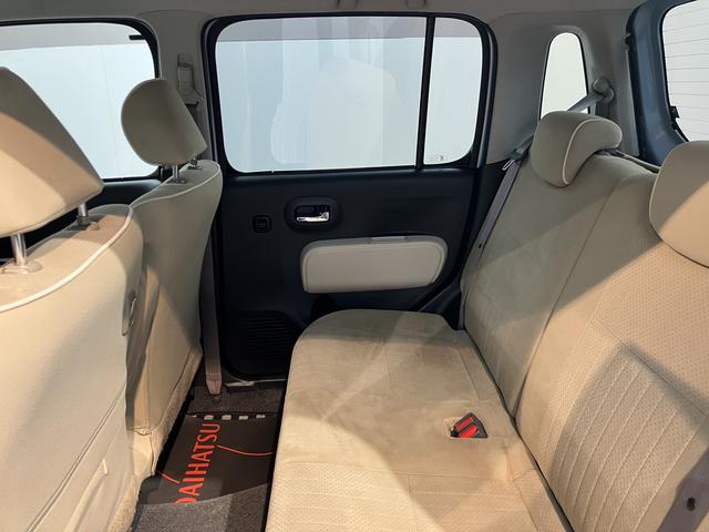 ミラココアココアプラスＧ４ＷＤ　ベンチシート　ハロゲンヘッドライト　フロントフォグランプ　社外ＣＤデッキ　ＣＤ　ＵＳＢ　ＡＵＸ　社外ＥＴＣ車載器　オートエアコン（愛媛県）の中古車