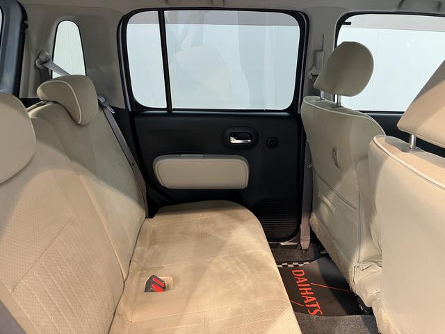 ミラココアココアプラスＧ４ＷＤ　ベンチシート　ハロゲンヘッドライト　フロントフォグランプ　社外ＣＤデッキ　ＣＤ　ＵＳＢ　ＡＵＸ　社外ＥＴＣ車載器　オートエアコン（愛媛県）の中古車