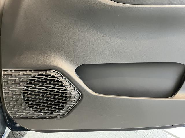 ムーヴＸリミテッドII　ＳＡIII２ＷＤ　プッシュスタート　アイドリングストップ　オートマチックハイビーム　運転席シートヒーター　　ベンチシート　ＬＥＤヘッドライト　純正ナビ　ＣＤ　ＤＶＤ　ＳＤ　Ｂｌｕｅｔｏｏｔｈ　ＵＳＢ（愛媛県）の中古車