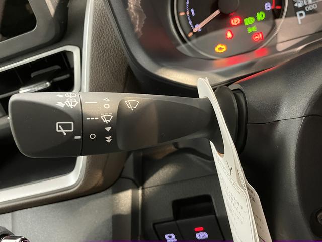 ムーヴＧ２ＷＤ　プッシュスタート　片側電動スライドドア　コーナーセンサー　アイドリングストップ　オートライト　オートマチックハイビーム　電動パーキングブレーキ　オートブレーキホールド　ＬＥＤヘッドライト（愛媛県）の中古車