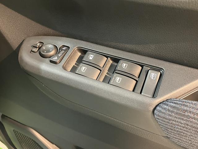 ムーヴＧ２ＷＤ　プッシュスタート　片側電動スライドドア　コーナーセンサー　アイドリングストップ　オートライト　オートマチックハイビーム　電動パーキングブレーキ　オートブレーキホールド　ＬＥＤヘッドライト（愛媛県）の中古車