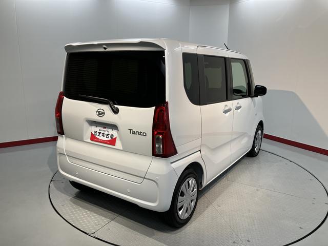 タントＸ片側電動スライドドア　プッシュスタート　ディスプレイオーディオ　フルセグＴＶ　バックカメラ　ＬＥＤヘッドライト　左右シートヒーター　電動パーキング　アイドリングストップ　スマートアシスト（愛媛県）の中古車