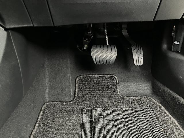 ノートＳ２ＷＤ　プッシュスタート　電動パーキングブレーキ　オートブレーキホールド　ハロゲンヘッドライト　純正ナビ　ＥＴＣ車載器　ＣＤ　ＤＶＤ　ＳＤ　Ｂｌｕｅｔｏｏｔｈ　前後ドライブレコーダー（愛媛県）の中古車