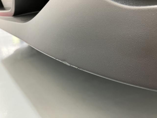 ノートＳ２ＷＤ　プッシュスタート　電動パーキングブレーキ　オートブレーキホールド　ハロゲンヘッドライト　純正ナビ　ＥＴＣ車載器　ＣＤ　ＤＶＤ　ＳＤ　Ｂｌｕｅｔｏｏｔｈ　前後ドライブレコーダー（愛媛県）の中古車