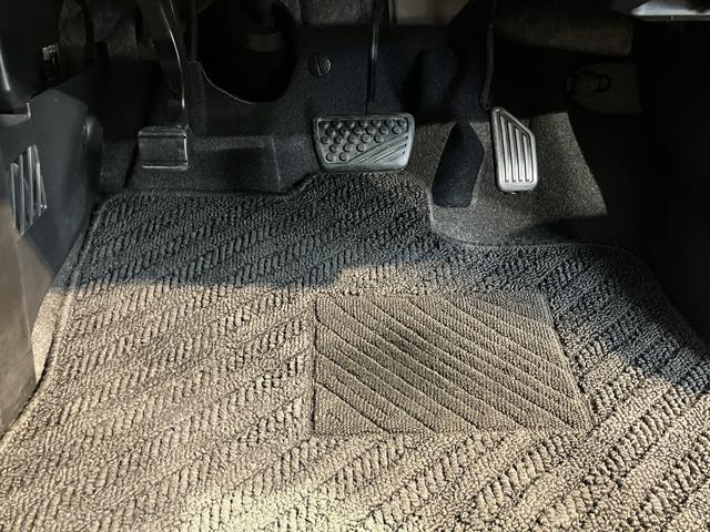 タンクカスタムＧ−Ｔプッシュスタート　両側電動スライドドア　アイドリングストップ　オートライト　ＬＥＤヘッドライト　フロントフォグランプ　盗難防止装置　純正ナビ　ＣＤ　ＳＤ　Ｂｌｕｅｔｏｏｔｈ　ＡＵＸ　バックカメラ（愛媛県）の中古車