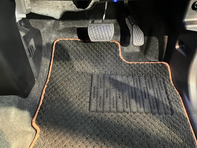 タントファンクロスターボ純正ナビ　バックモニター　フルセグＴＶ　ＣＤ　ＤＶＤ　ＵＳＢ　Ｂｌｕｅｔｏｏｔｈ　ドラレコ　両側電動スライドドア　前席シートヒーター　オートライト　ＬＥＤヘッドライト　電動パーキング　障害物センサー（愛媛県）の中古車