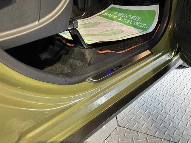 タントファンクロスターボ純正ナビ　バックモニター　フルセグＴＶ　ＣＤ　ＤＶＤ　ＵＳＢ　Ｂｌｕｅｔｏｏｔｈ　ドラレコ　両側電動スライドドア　前席シートヒーター　オートライト　ＬＥＤヘッドライト　電動パーキング　障害物センサー（愛媛県）の中古車