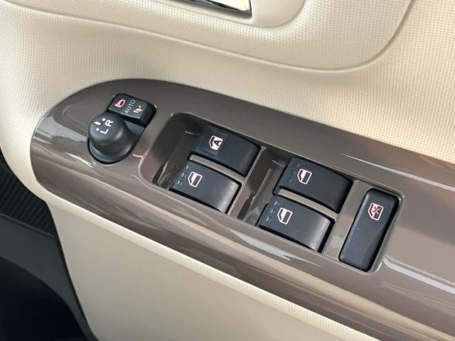 ムーヴキャンバスＧメイクアップＶＳ　ＳＡIII純正ナビ　パノラマモニター　フルセグＴＶ　ＣＤ　ＤＶＤ　Ｂｌｕｅｔｏｏｔｈ　ＥＴＣ　両側電動スライドドア　運転席シートヒーター　オートライト　ＬＥＤヘッドライト　プッシュスタート　アイドリングストップ（愛媛県）の中古車