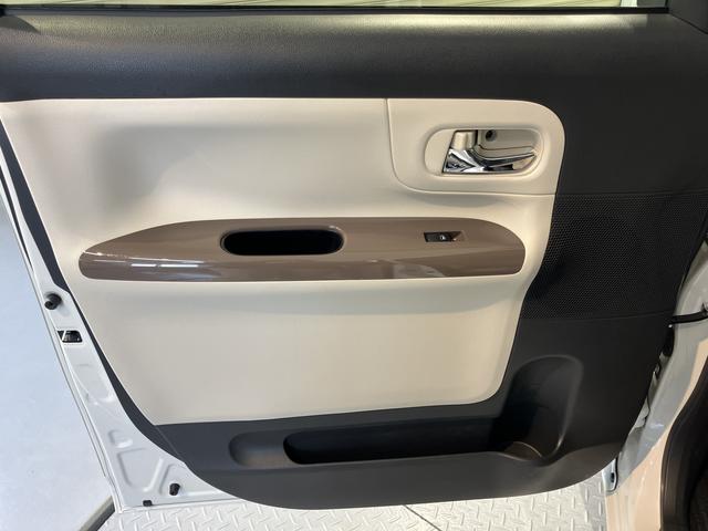 ムーヴキャンバスＧメイクアップＶＳ　ＳＡIII純正ナビ　パノラマモニター　フルセグＴＶ　ＣＤ　ＤＶＤ　Ｂｌｕｅｔｏｏｔｈ　ＥＴＣ　両側電動スライドドア　運転席シートヒーター　オートライト　ＬＥＤヘッドライト　プッシュスタート　アイドリングストップ（愛媛県）の中古車