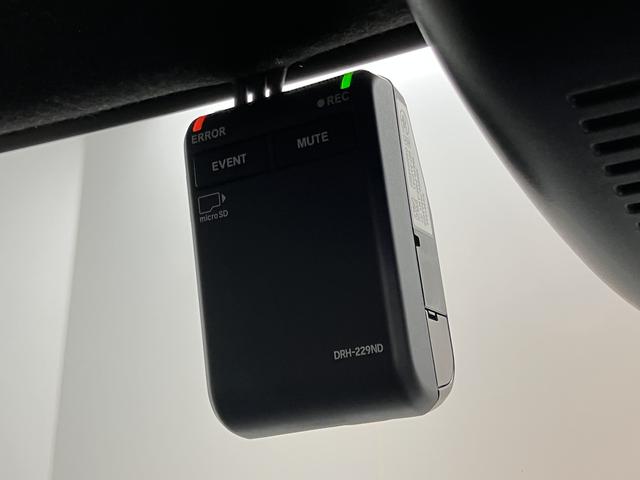 Ｎ−ＢＯＸカスタムターボコーディネートスタイル純正ナビ　バックモニター　フルセグＴＶ　ＣＤ　ＤＶＤ　ＵＳＢ　Ｂｌｕｅｔｏｏｔｈ　ドラレコ　両側電動スライドドア　クルーズコントロール　オートライト　ＬＥＤヘッドライト　キーフリー　障害物センサー（愛媛県）の中古車