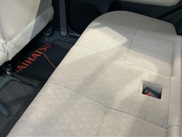 ミラココアココアＬ２ＷＤ　ＣＶＴ車　ＣＤ　アイドリングストップ　ベンチシート　マニュアルエアコン　パワステ　パワーウィンドウ　電動格納ドアミラー（愛媛県）の中古車