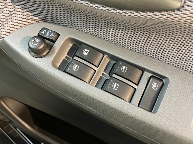 ムーヴカスタム　Ｘ　ＳＡ純正ナビ　フルセグＴＶ　ＣＤ　ＤＶＤ　ＵＳＢ　Ｂｌｕｅｔｏｏｔｈ　ＥＴＣ　オートライト　ＬＥＤヘッドライト　プッシュスタート　アイドリングストップ　ベンチシート　電動格納ドアミラー　キーフリーシステム（愛媛県）の中古車