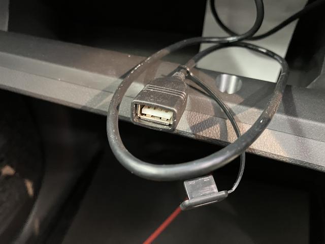 ムーヴカスタム　Ｘ　ＳＡ純正ナビ　フルセグＴＶ　ＣＤ　ＤＶＤ　ＵＳＢ　Ｂｌｕｅｔｏｏｔｈ　ＥＴＣ　オートライト　ＬＥＤヘッドライト　プッシュスタート　アイドリングストップ　ベンチシート　電動格納ドアミラー　キーフリーシステム（愛媛県）の中古車