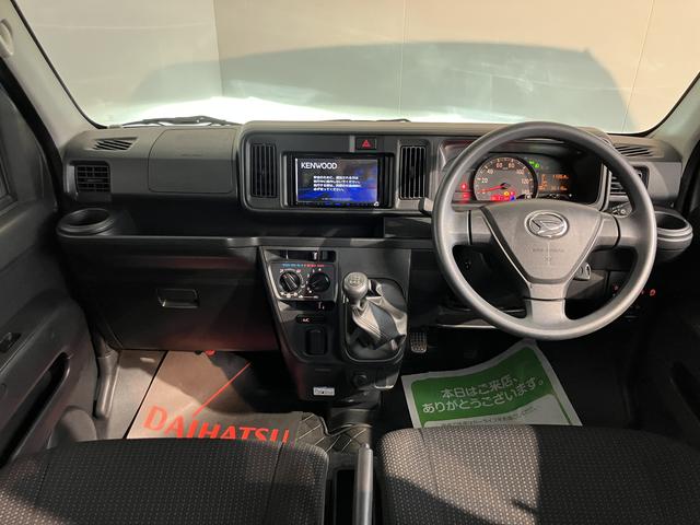 ハイゼットカーゴデッキバンＧ　ＳＡIII２ＷＤ　ＭＴ車　ナビ　バックカメラ　地上デジタルＴＶ　ＣＤ　ＤＶＤ　Ｂｌｕｅｔｏｏｔｈ　キーレスエントリー　ＳＡＩＩＩ　オートライト　アイドリングストップ　ＬＥＤヘッドライト　エアバッグ（愛媛県）の中古車