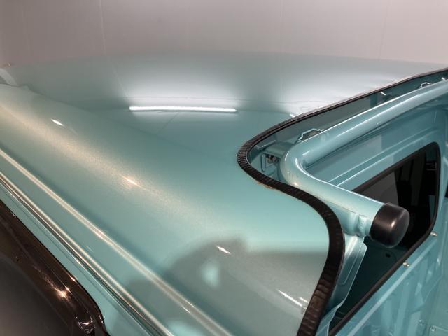 ハイゼットカーゴデッキバンＧ　ＳＡIII２ＷＤ　ＭＴ車　ナビ　バックカメラ　地上デジタルＴＶ　ＣＤ　ＤＶＤ　Ｂｌｕｅｔｏｏｔｈ　キーレスエントリー　ＳＡＩＩＩ　オートライト　アイドリングストップ　ＬＥＤヘッドライト　エアバッグ（愛媛県）の中古車